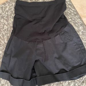 Black maternity shorts